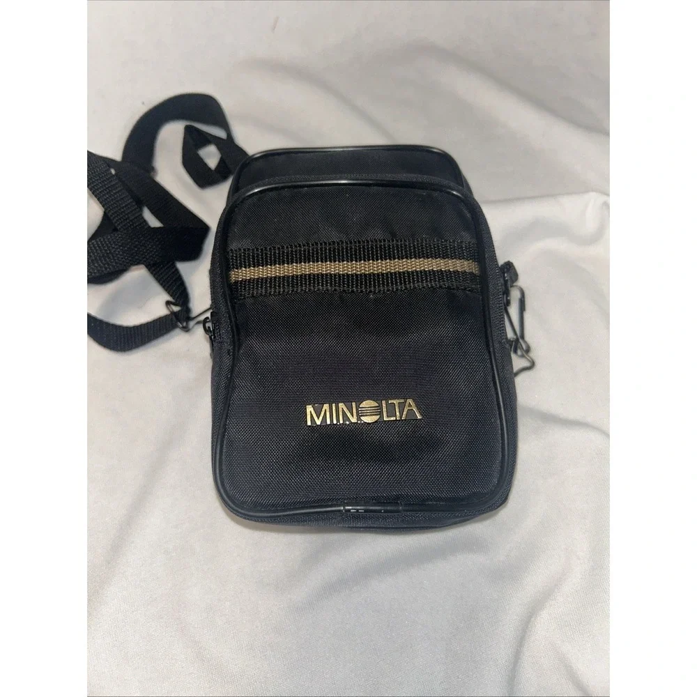 Minolta Freedom Zoom 105i APZ & Autopak 600-X 35mm Film Camera Bundle NOT TESTED